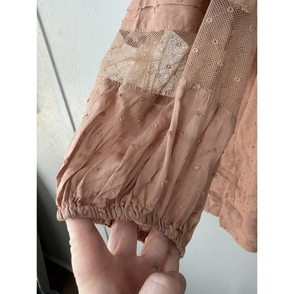 NWT Miss Me Blush Pink Blouse W Crochet And Mesh Accents Size L Cowgirl Boho - Picture 3 of 7